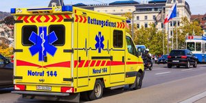 ασθενοφόρο στην Ελβετία