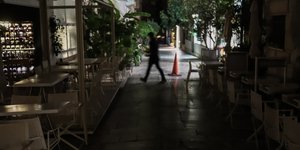 Θεσσαλονίκη: Πρόστιμα και λουκέτα σε καταστήματα εστίασης για παράβαση ωραρίου και γλέντι στις ...τουαλέτες	