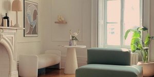 κομψό διαμέρισμα με καναπέ