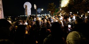 Διαμαρτυρία νεαρών στη Θεσσαλονίκη για την υπόθεση βιασμού 24χρονης