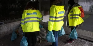 Μεταξύ των υπηρεσιών του Δήμου Αθηναίων για τους άστεγους είναι και το Streetowork