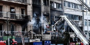 Εκρηξη στη Συγγρού, βομβαρδισμένο τοπίο