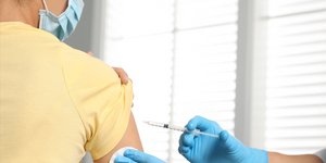 Εμβόλια κατά της COVID-19 και ασθενείς με Πολλαπλή Σκλήρυνση