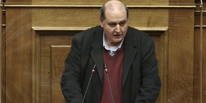 Νίκος Φίλης μπορντο πουλοβερ