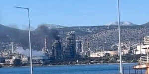 Φωτιά στα διυλιστήρια της Ελευσίνας