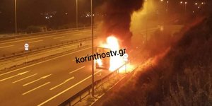 Το φορτηγό «λαμπάδιασε» στην εθνική οδό