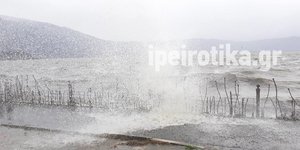 Γιάννενα, κύματα στη λίμνη λόγω ανέμων
