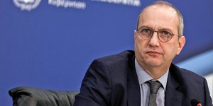 Ο κυβερνητικός εκπρόσωπος Γιάννης Οικονόμου
