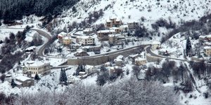 φλωρινα πισοδερι χιονια 