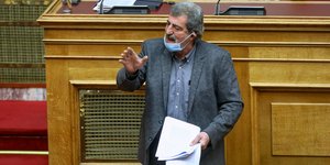 Ο Παύλος Πολάκης στο βήμα