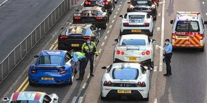 κόντρες με supercars