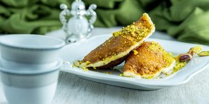 πιάτο με μπακλαβά