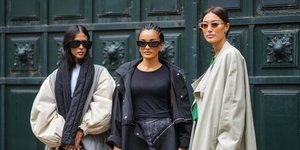 γυναίκες με μπουφάν