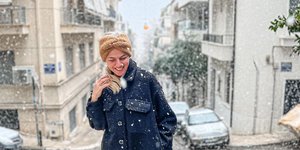 Όταν η κόρη της Χριστίνας Κοντοβά, Ada, είδε για πρώτη φορά στη ζωή της χιόνι