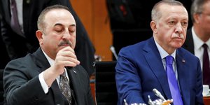 Ο Τούρκος πρόεδρος Ερντογάν και ο υπ ΕΞ Τσαβούσογλου