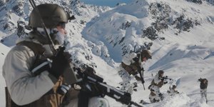 Αλπινιστές του γαλλικού στρατού σε ασκήσεις στις Άλπεις