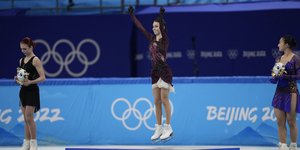 Η Άνα Σερμπάκοβα στην κορυφή του βάθρου