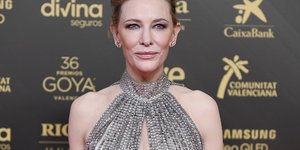 Η Κέιτ Μπλάνσετ με φόρεμα Armani Prive