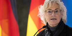 υπουργός Άμυνας της Γερμανίας Κριστίνε Λάμπρεχτ