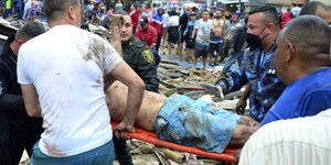 Δεκάδες οι νεκροί από τις κατολισθήσεις στην Κολομβία