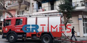 Φωτιά σε διαμέρισμα στη Θεσσαλονίκη