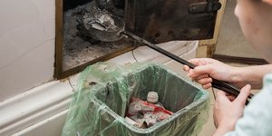 φτυάρι σταχτη 