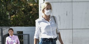 Γιάννης Μακρής, Βικτώρια Καρύδα