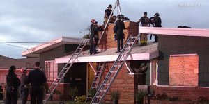 Γυναίκα σφήνωσε στην καμινάδα όταν επιχείρησε να μπει στο σπίτι της