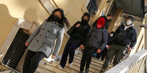 γηροκομείο, Συλληφθέντες