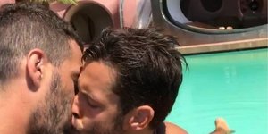 H φωτό του Jacquemus με τον σύζυγό του