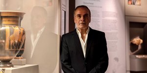 καλτσας διπλα σε αγγείο