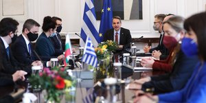 Κυριάκος Μητσοτάκης, υπουργική αντιπροσωπεία από Βουλγαρία