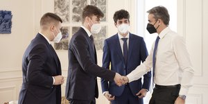 Κυριάκος Μητσοτάκης, μαθητική ομάδα Minders