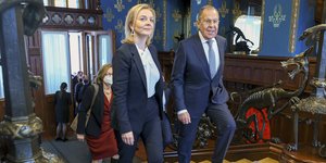 Επεισοδιακή η συνάντηση μεταξύ των δύο ΥΠΕΞ