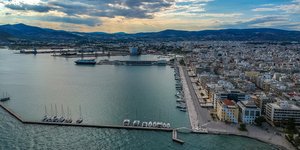 λιμανι βολου απο ψηλα