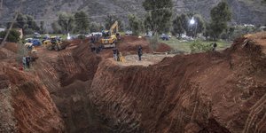 Τεράστια επιχείρηση έχει στηθεί στο Μαρόκο για τη διάσωση αγοριού που έπεσε σε πηγάδι