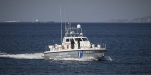 Οινούσσες, λιμενικό σκάφος