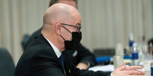 Ο Νορβηγός υπουργός Άμυνας Οντ Ρότζερ Ένοκσεν