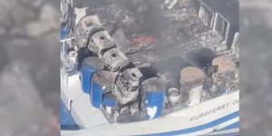 Τα καμμένα φορτηγά στο Euroferry Olympia