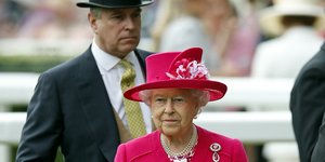 Πρίγκιπας Άντριου και βασίλισσα Ελισάβετ 