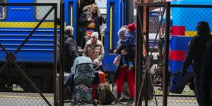 προσφυγες τρενο 