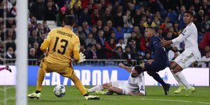 Φάση από τον αγώνα Ρεάλ-Παρί το 2019