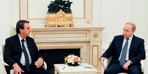 Δίπλα δίπλα με τον ανεμβολίαστο Μπολσονάρου ο Πούτιν