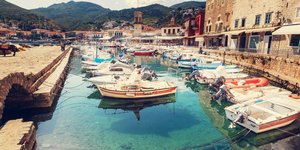 σκάφη στη σειρα υδρα  