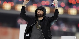 O Eminem στο Super Bowl