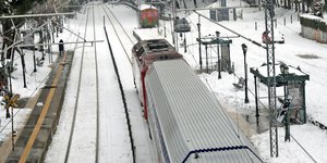 Χιόνια από την κακοκαιρία Ελπίδα