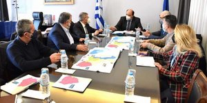Σύσκεψη Τριαντόπουλου στην Κεφαλλονιά