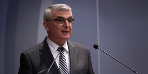 Ο υφυπουργός Εργασίας και Κοινωνικών Υποθέσεων