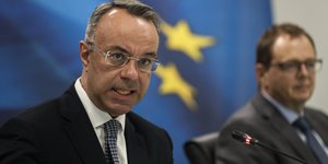 Σταικουρας μιλαει