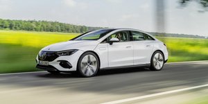 mercedes EQE